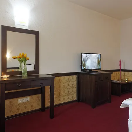 Hotel Trinity With Free Shuttle To Gondola Bansko