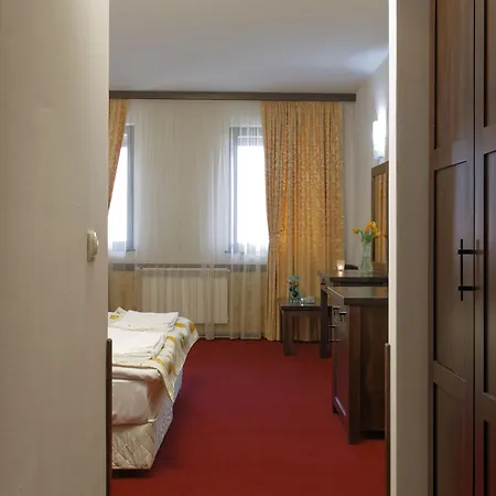 Trinity With Free Shuttle To Gondola Hotel Bansko