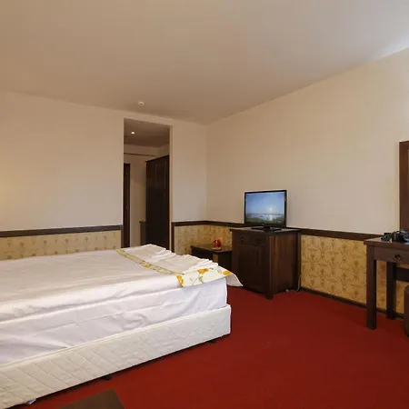 тринити резидънс 4*