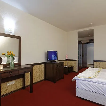 тринити резидънс 4*
