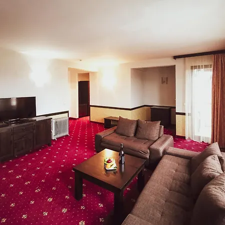 Trinity With Free Shuttle To Gondola Banszko