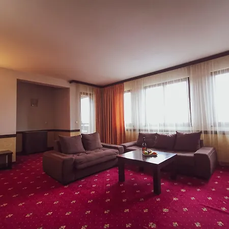 Szálloda Trinity With Free Shuttle To Gondola Banszko