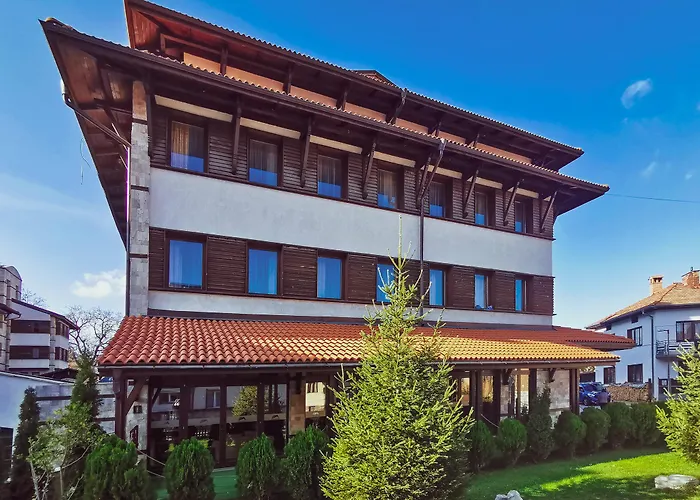 Trinity With Free Shuttle To Gondola بانسكو