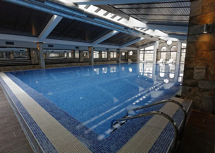 Trinity With Free Shuttle To Gondola 4* بانسكو