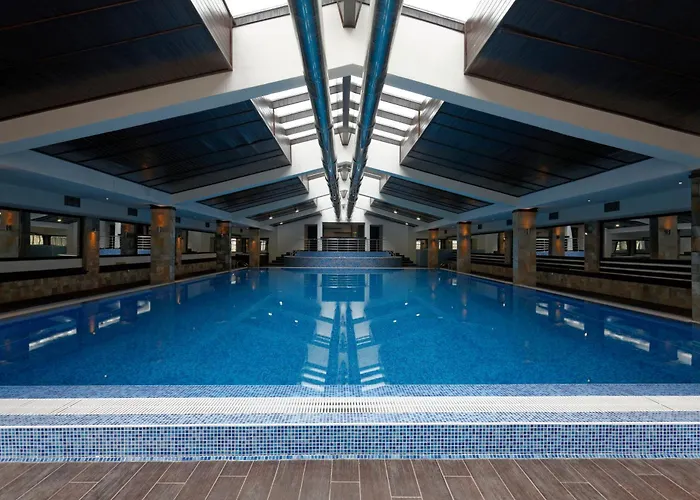 Trinity With Free Shuttle To Gondola 4* بانسكو