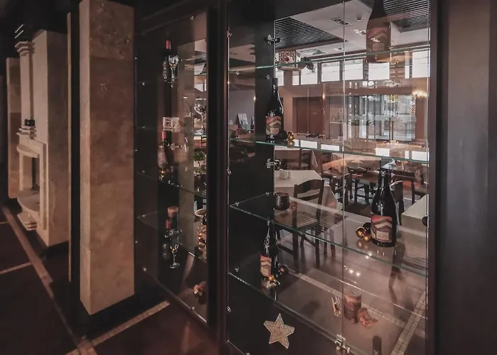 فندق Trinity With Free Shuttle To Gondola 4*