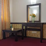 Trinity فندق
