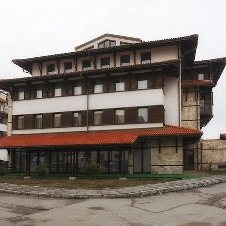 Trinity With Free Shuttle To Gondola 4* Bansko