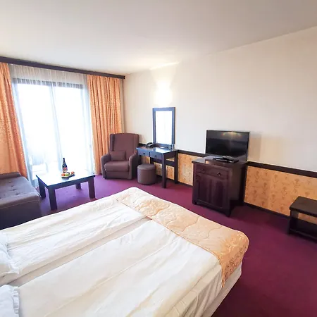 Hotel Trinity With Free Shuttle To Gondola Bansko