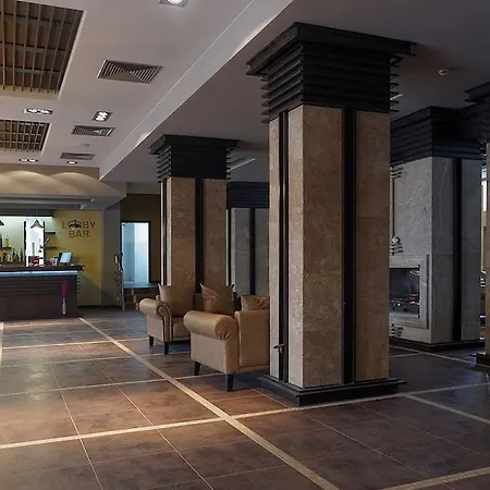 Trinity فندق بانسكو