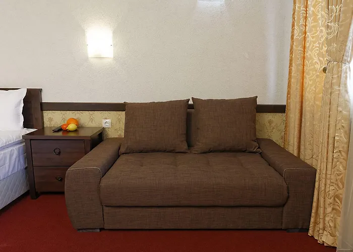 Trinity With Free Shuttle To Gondola Банско