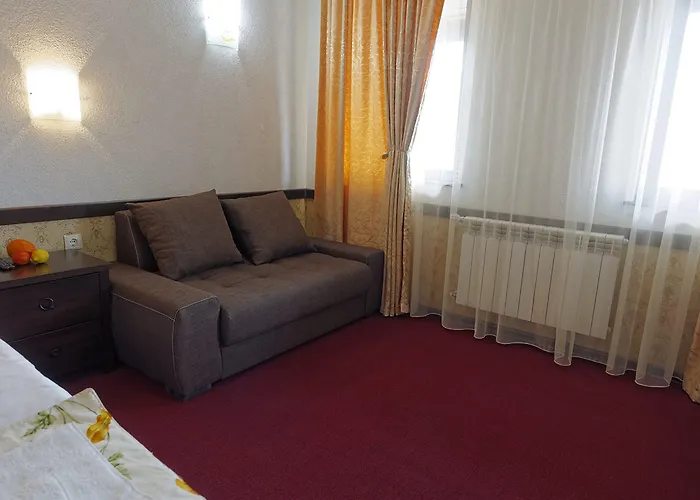 Trinity With Free Shuttle To Gondola 4* Банско