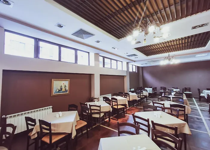 Trinity With Free Shuttle To Gondola 4* Банско